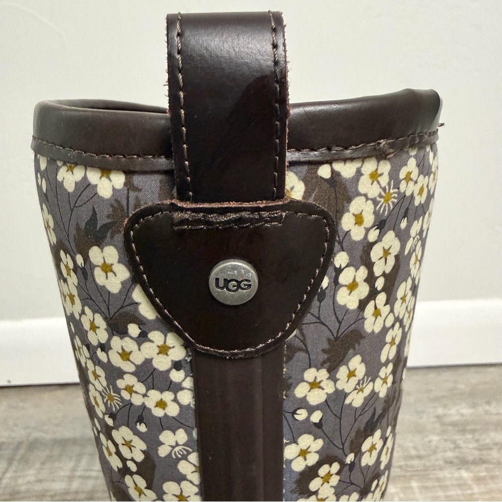 UGG Reignfall Liberty Tall Rain Boots, Floral Pattern-size 8 like NEW🔥 - Picture 6 of 11